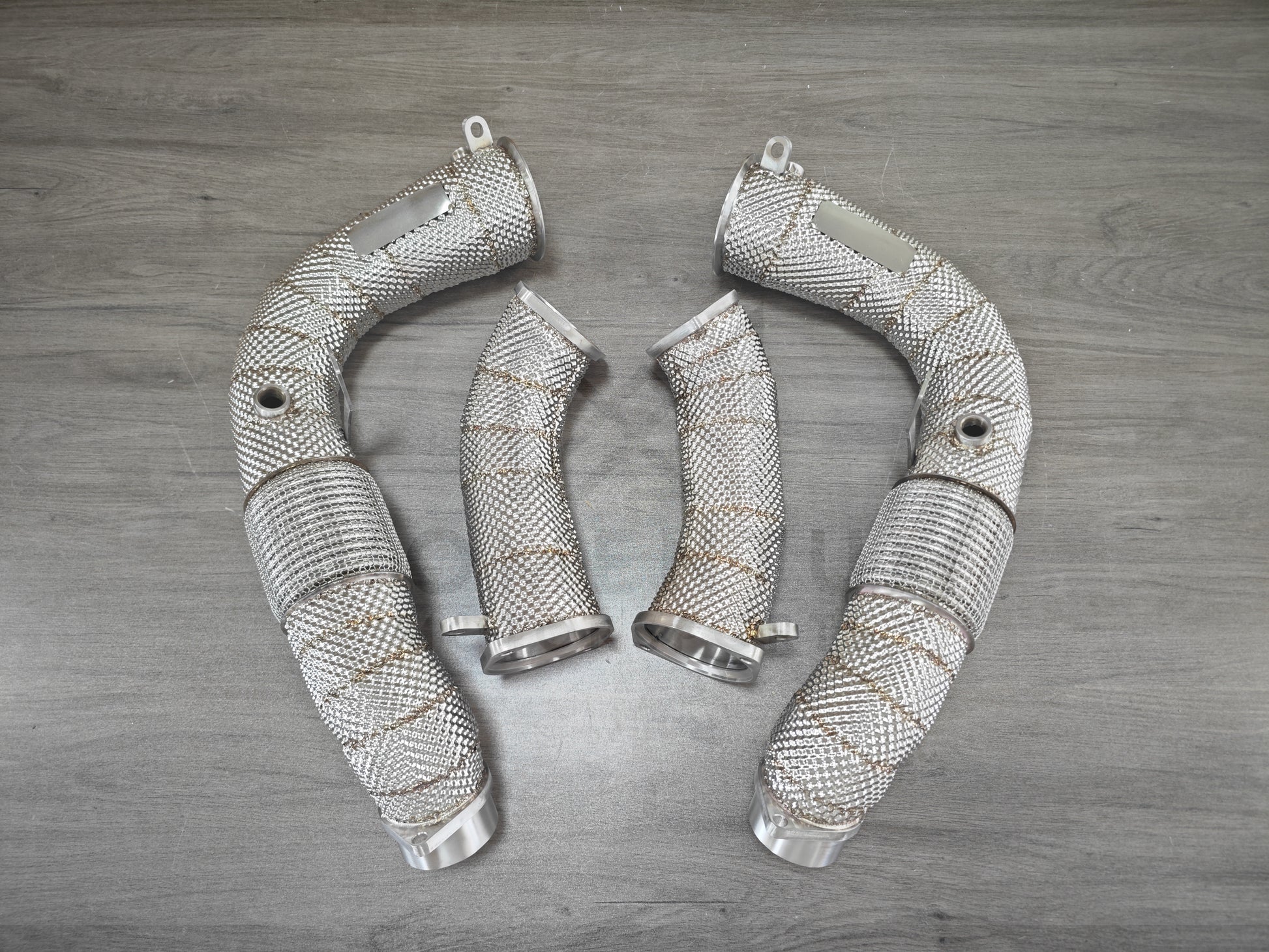 BMW X5M / X6M S68 High-Performance Downpipes - view 1